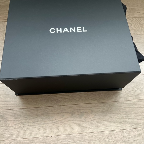 ***SOLD***Chanel 19 bag - Picture 15 of 15